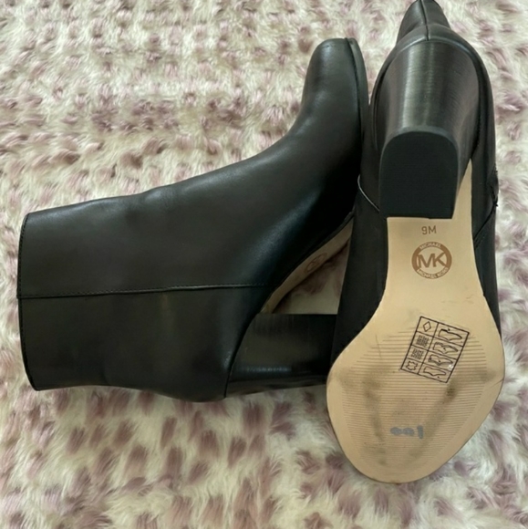 Michael Kors Booties - Picture 3 of 3